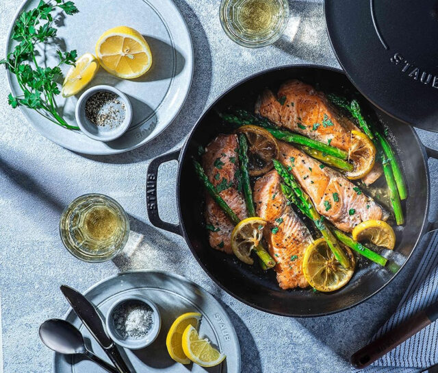 【食卓に美味しい料理と笑顔を】staub（ストウブ）のおすすめ鍋5選