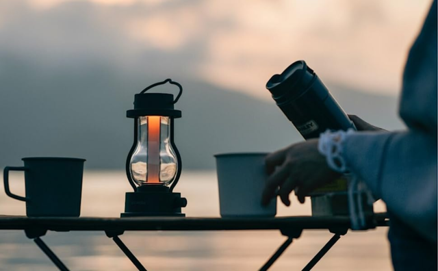 届けたいのは「テイスティな時間」。バルミューダのLEDランタンおすすめ2選