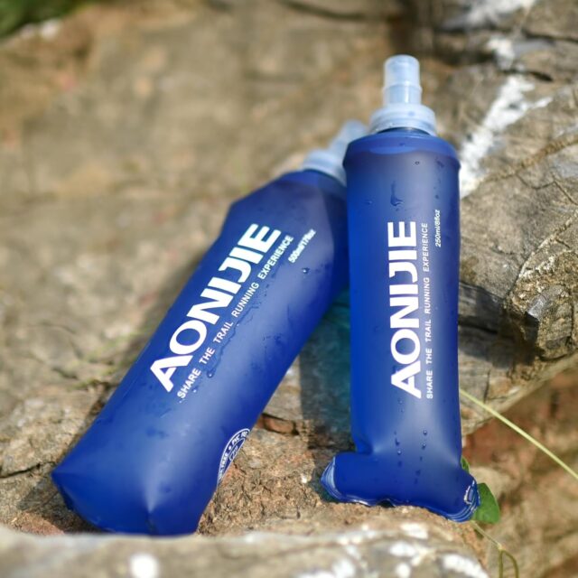 ランニング用の給水ボトルソフトフラスクとは？メリットとおすすめ5選