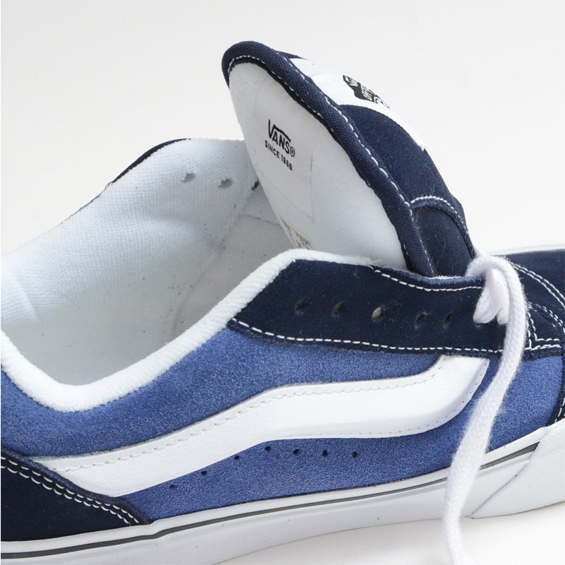 ニュースクール ネイビー 拡大