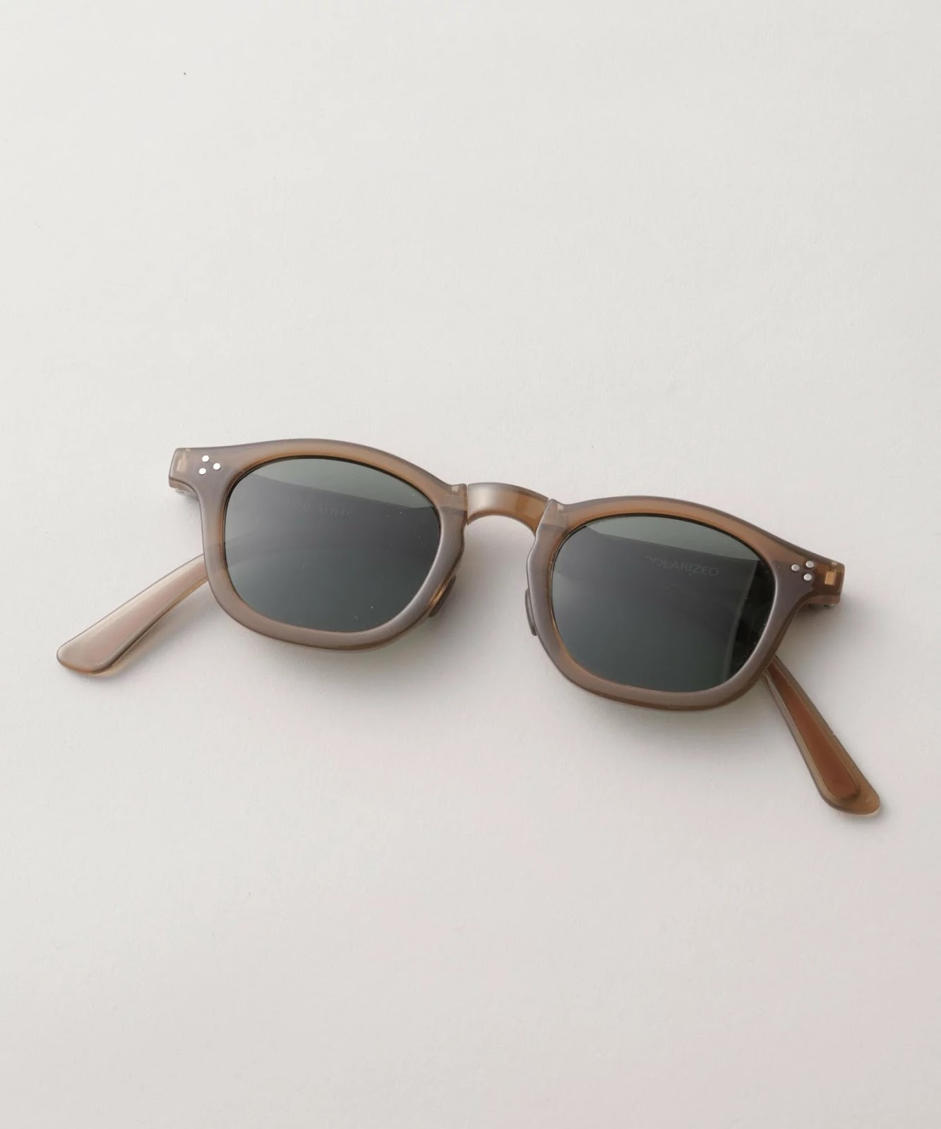 アイウェア/ボストン型 折り畳み式サングラス