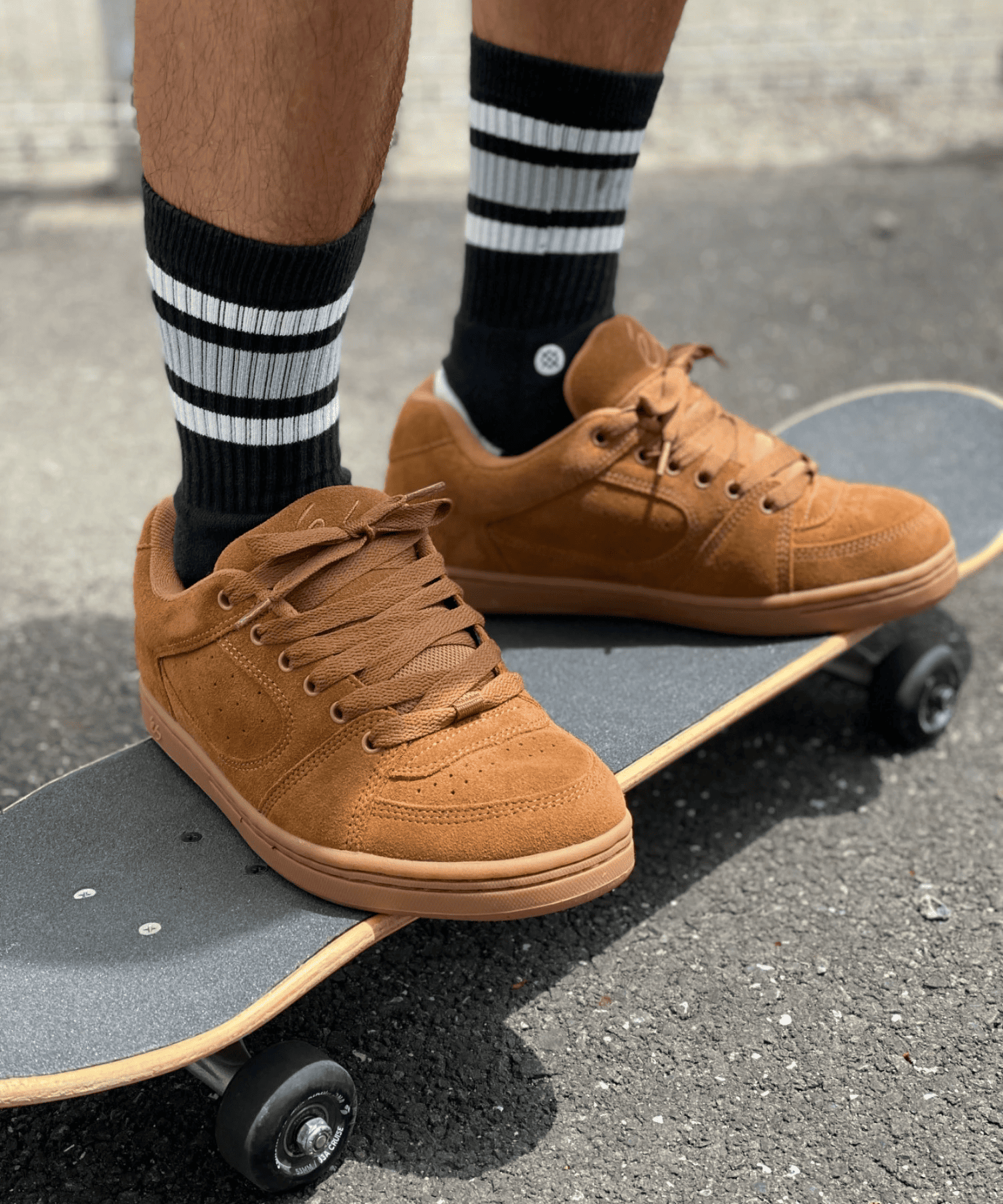 ES ACCEL OG BROWN GUM 着用イメージ