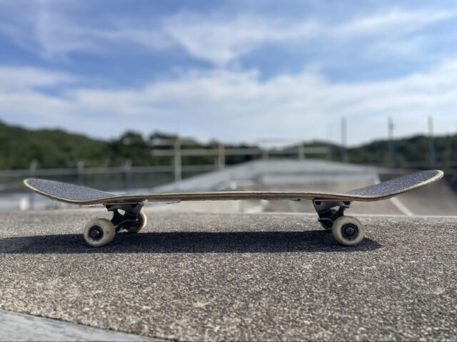 【失敗しない】スケボー初心者向けデッキの選び方完全ガイド