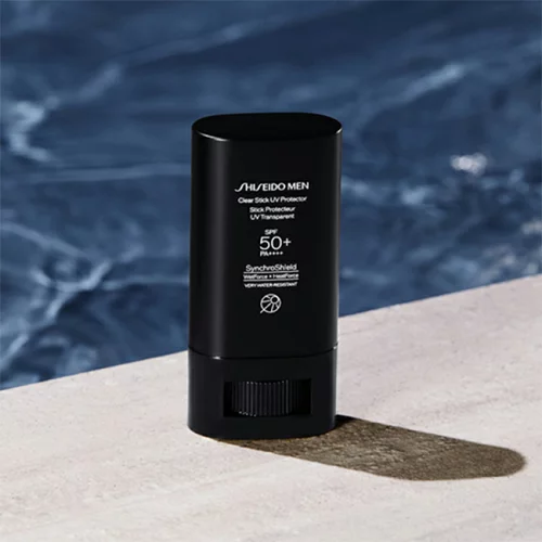 メンズにはUVスティックが便利って本当？白浮き・ベタつき・携帯性を比較